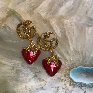 GUCCI STRAWBERRY EARRINGS